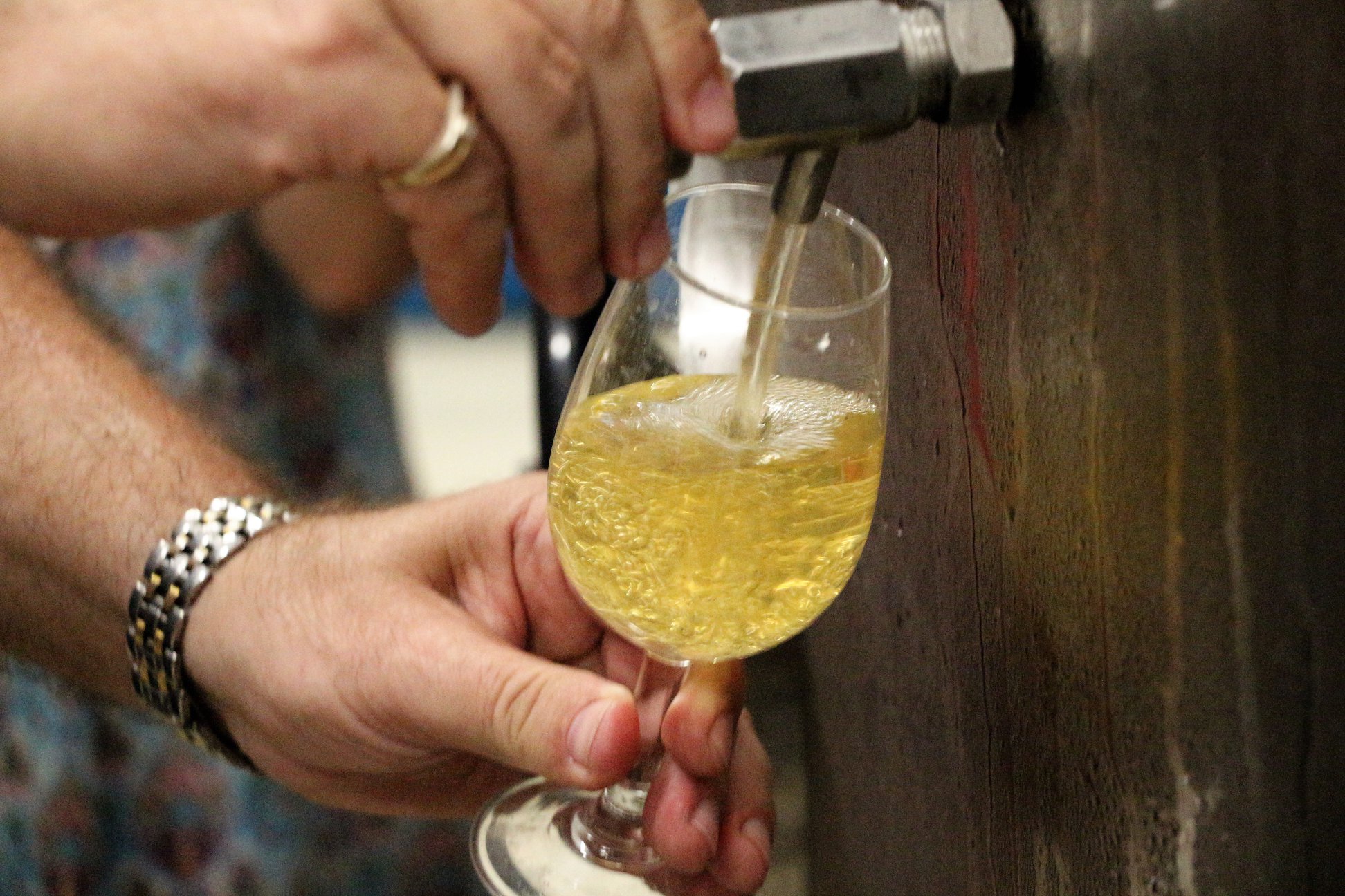 %2017 что написано на колонне при входе на завод фанагория